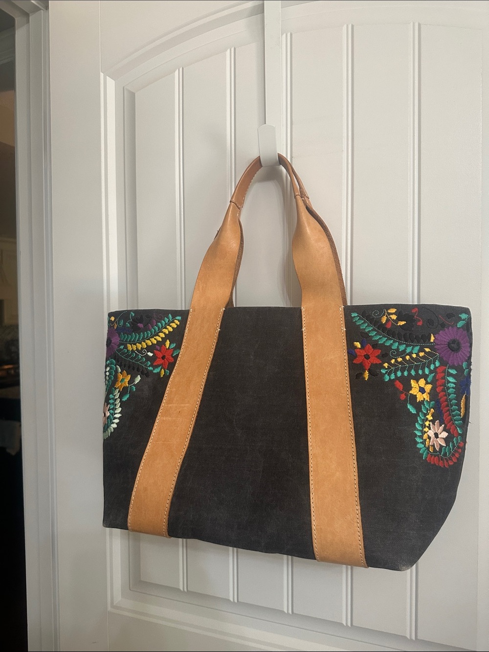 Discontinued Viva Consuela Large Tote